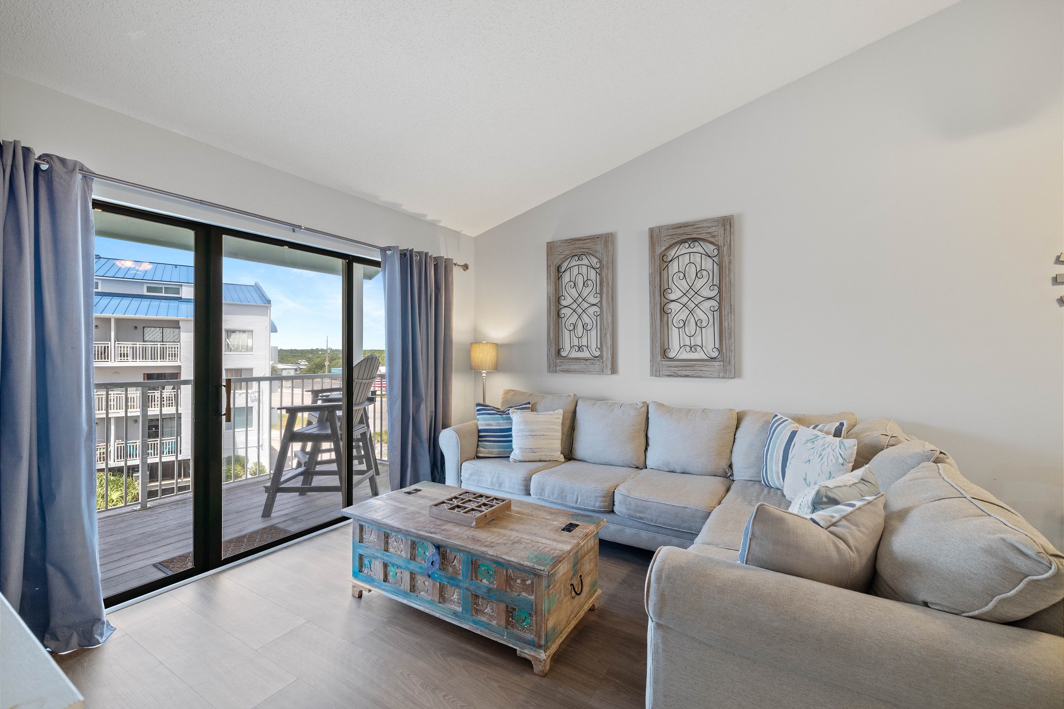 Romar Beach 313 3