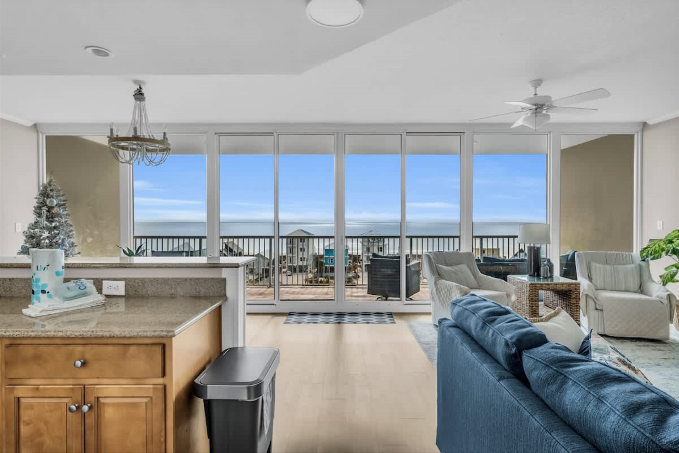Sanibel 705 | Photo 2