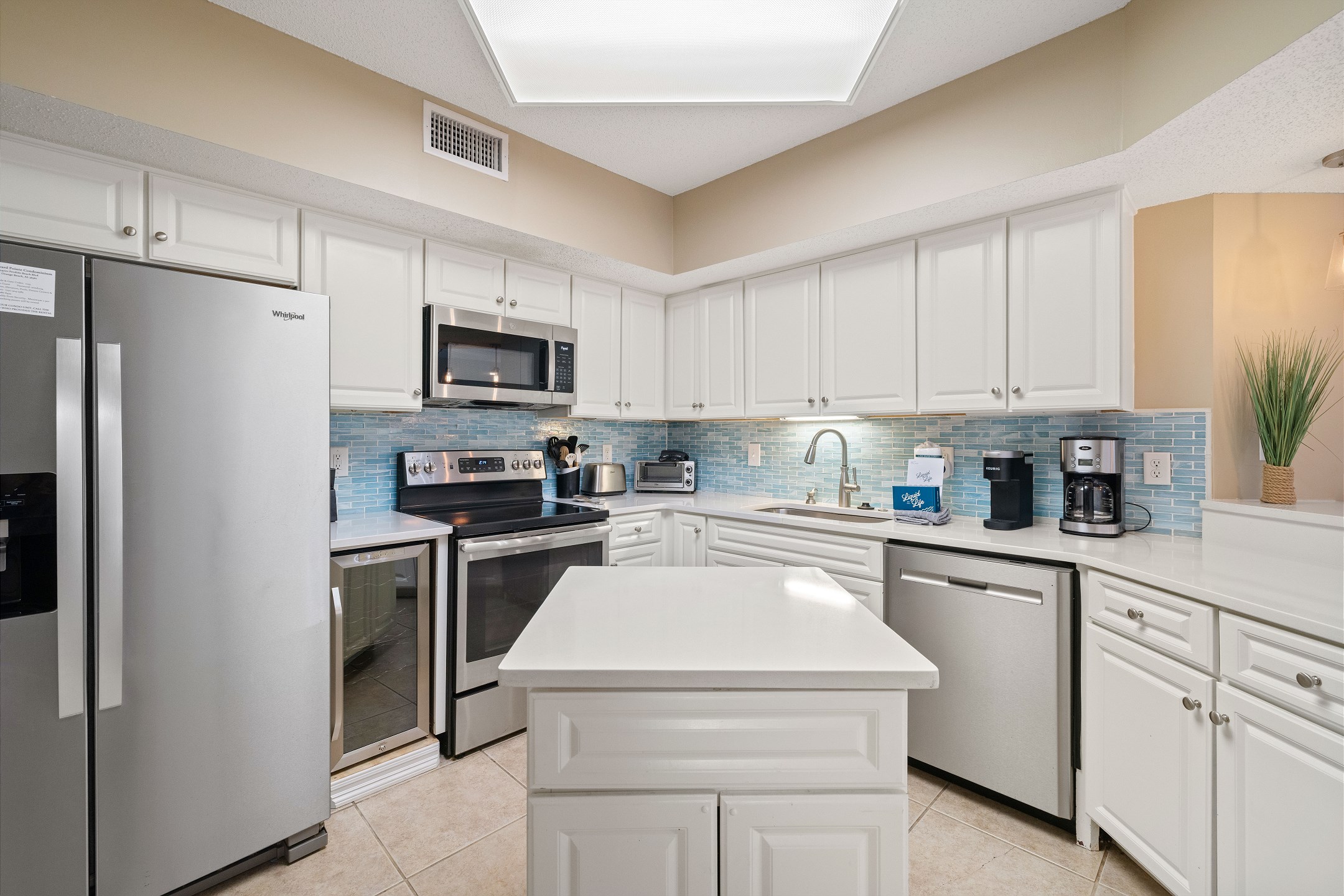 Windward Pointe 202 3