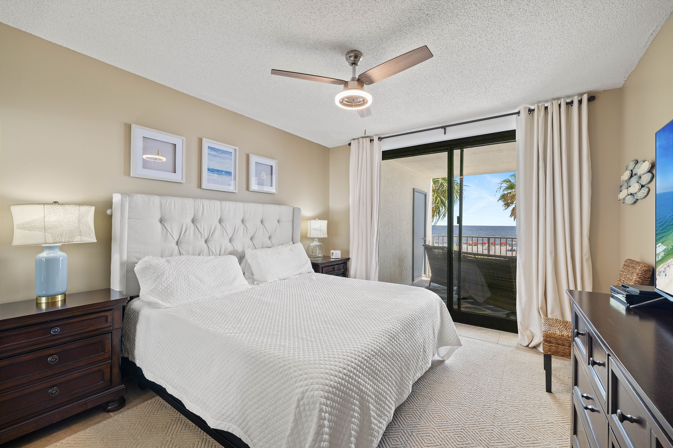 Windward Pointe 202 4