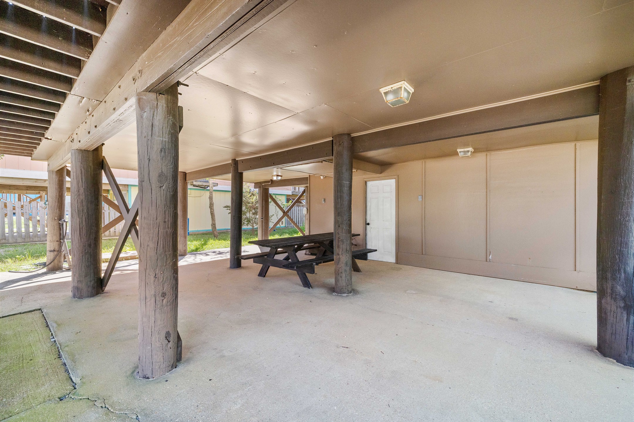 3 Palms Duplex 5