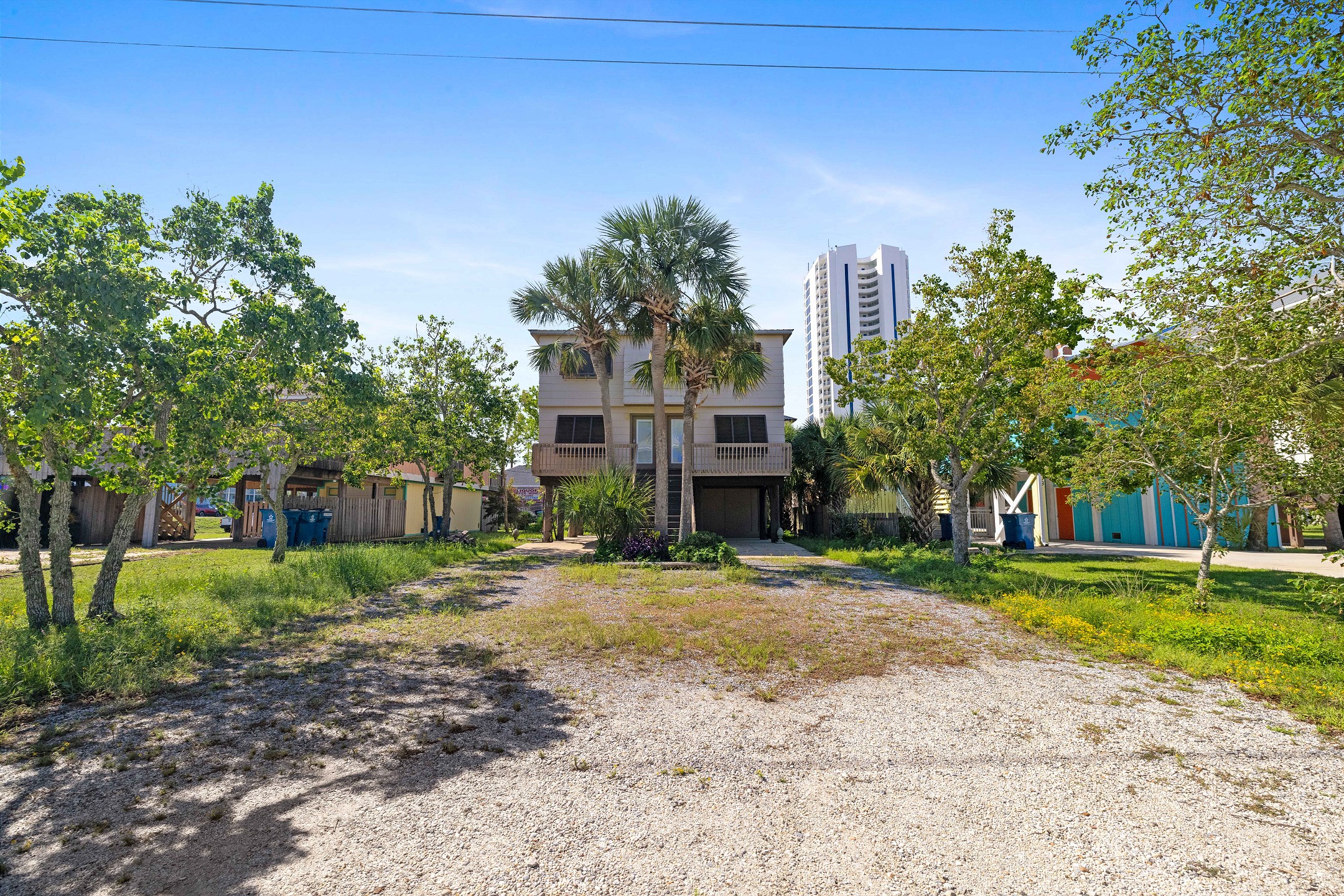 3 Palms Duplex