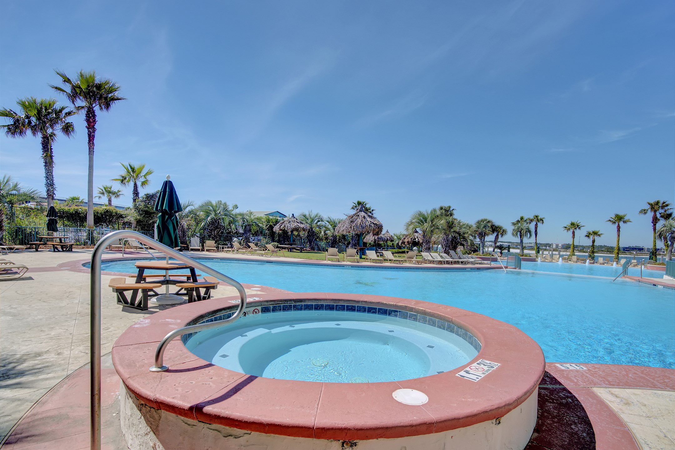 Caribe Penthouse 6B | Photo 3