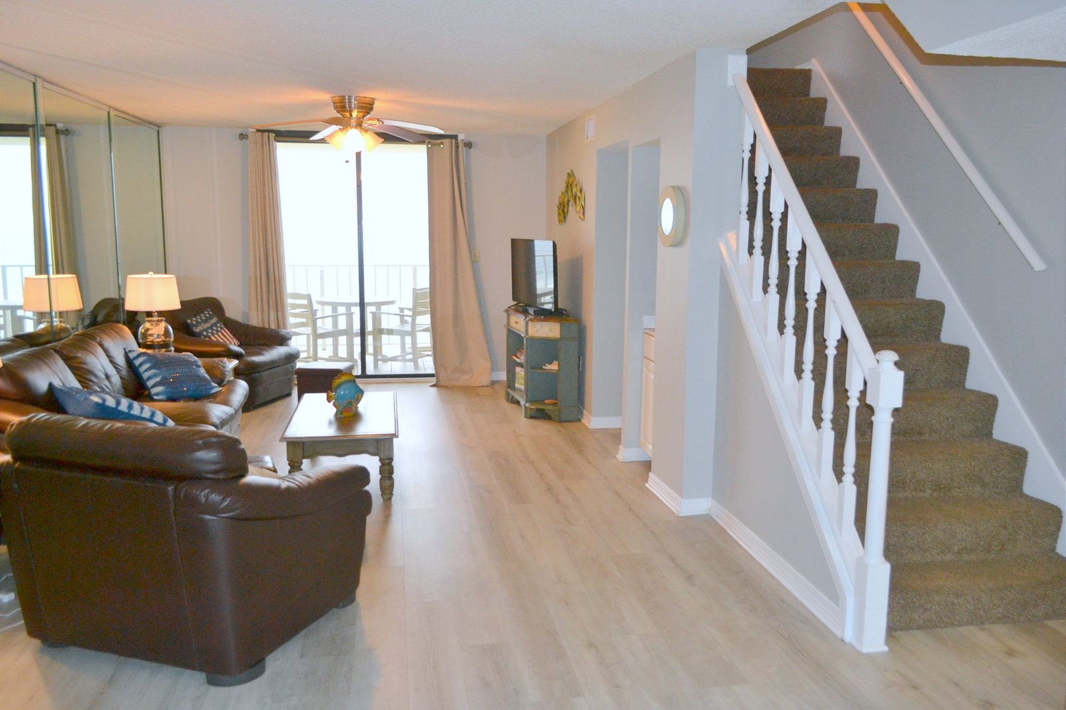 Sunswept 807 Penthouse | Photo 3