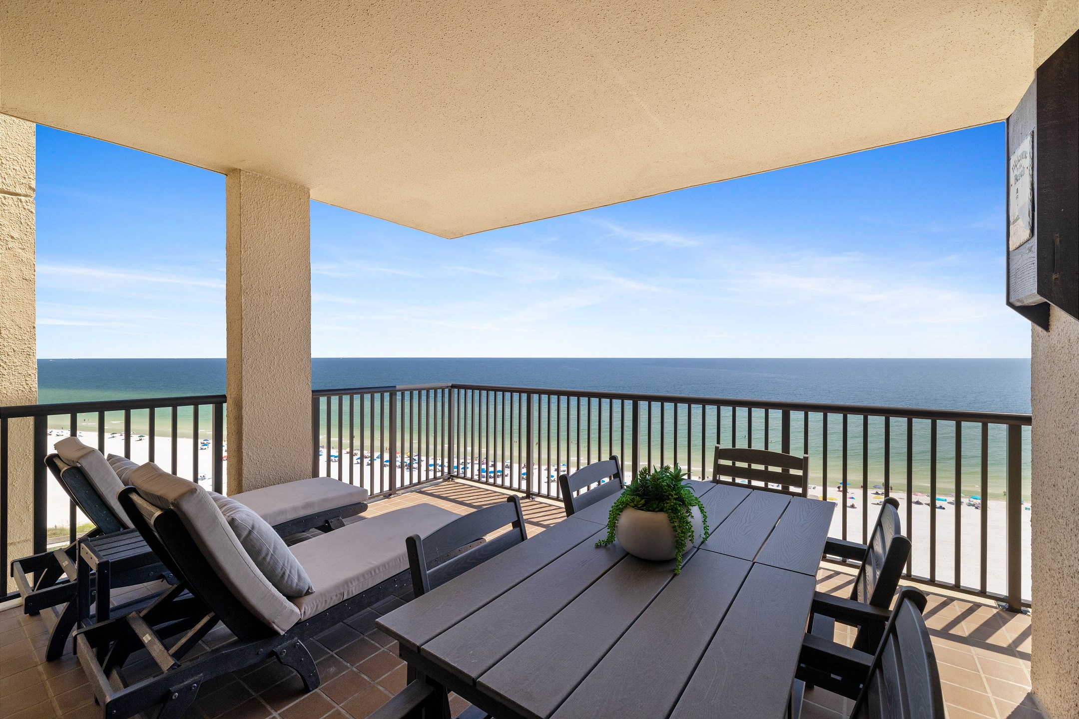 Romar House 1004A | Photo 2