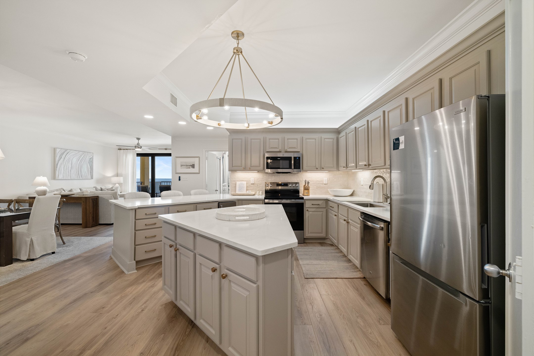 Romar House 1004A | Photo 3