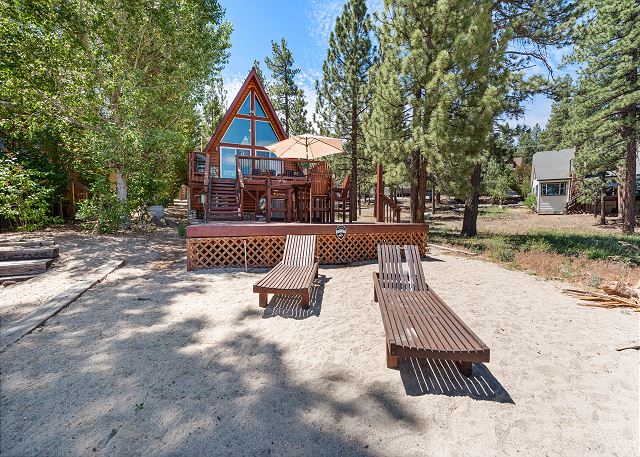 LAKEFRONT BEAR COVE - On The Lake - Big Bear Lakefront Cabins