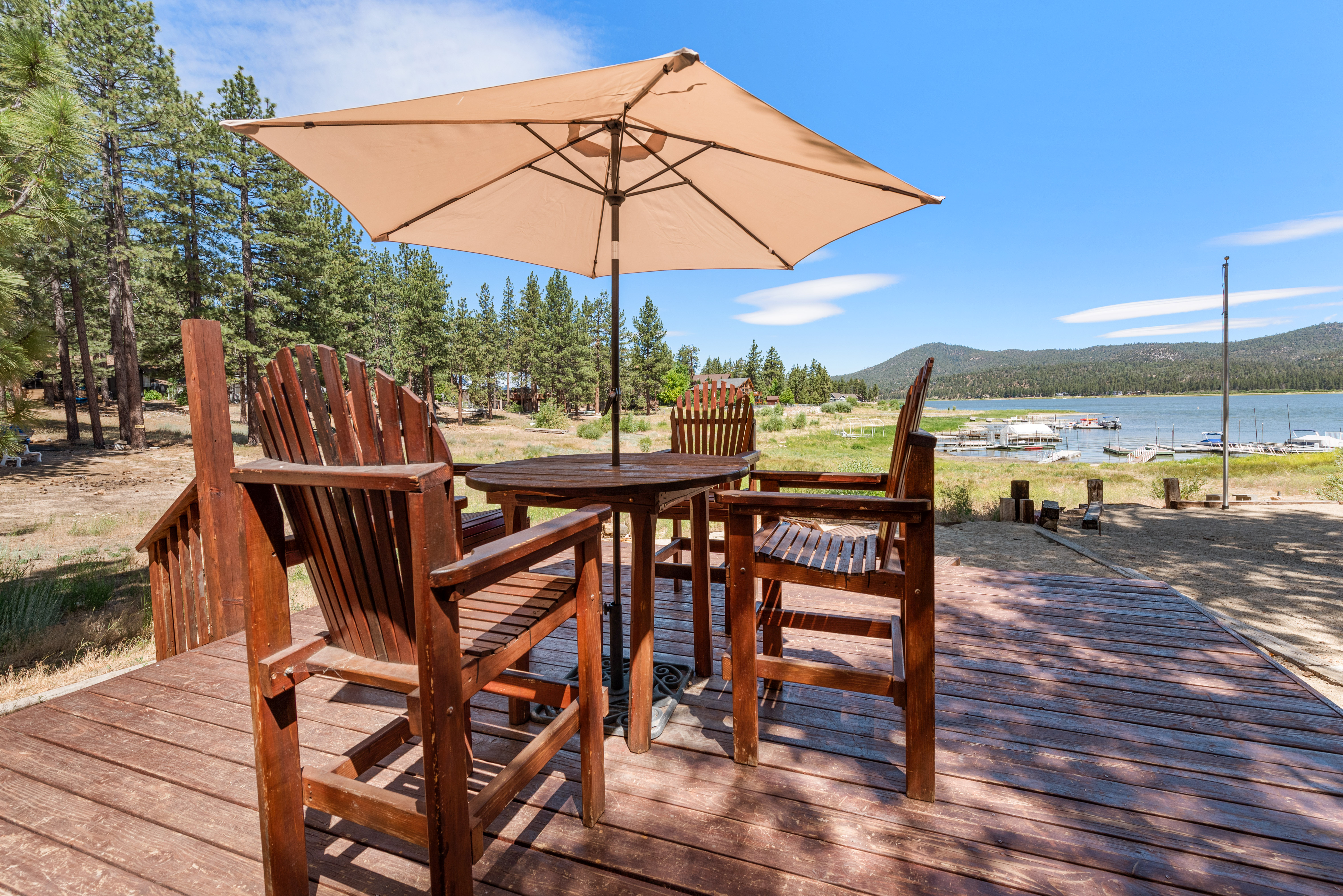 Lakefront Bear Cove - On the Lake | Photo 3