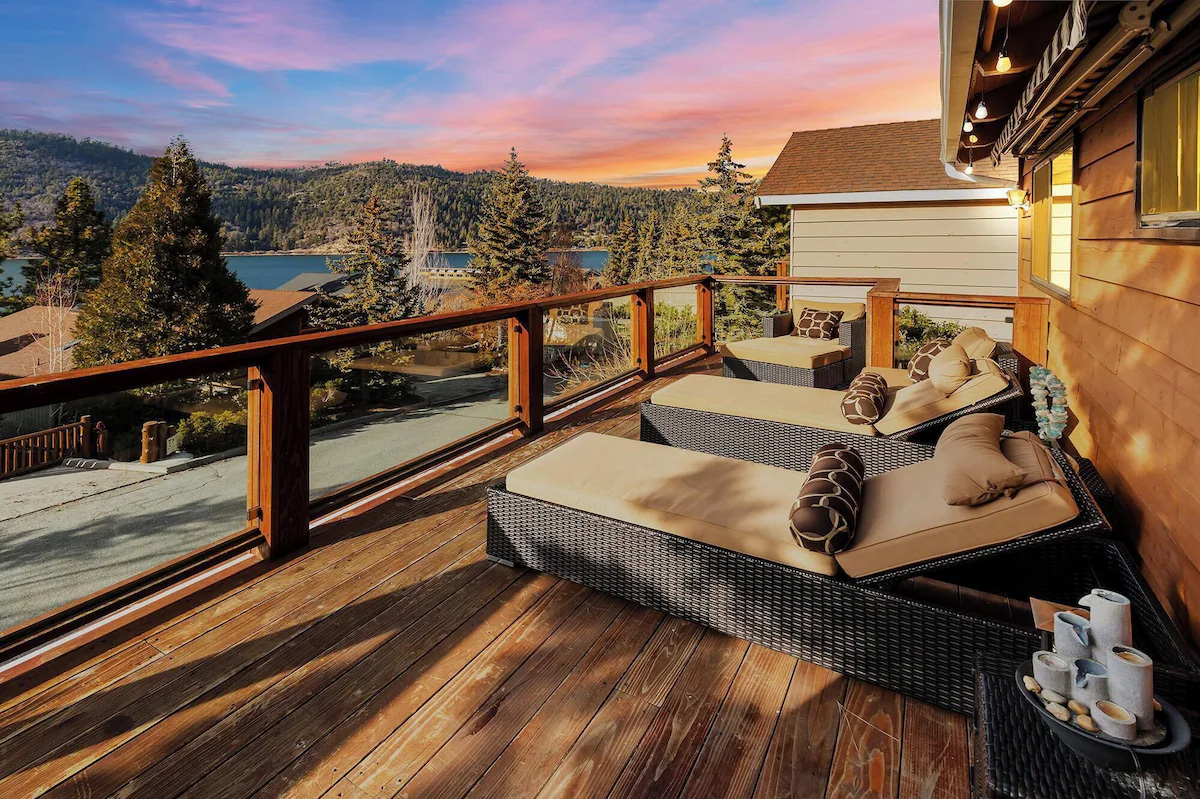 Front Deck w/ Soaring Big Bear Lake Views, Outdoor Dining Table & Lounge Chairs