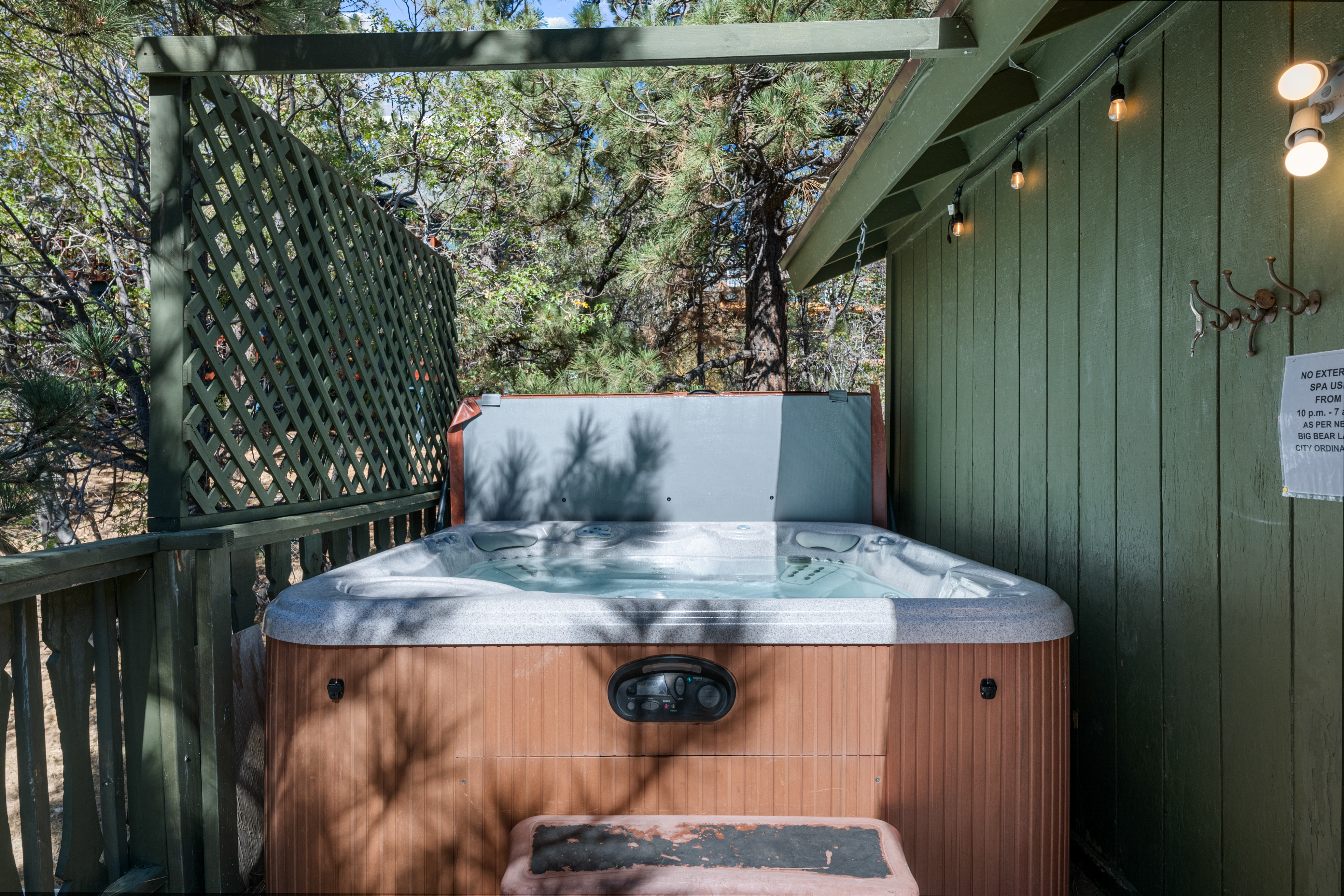 Private Hot Tub, with beautiful view of the Trees and Mountains from the deck 