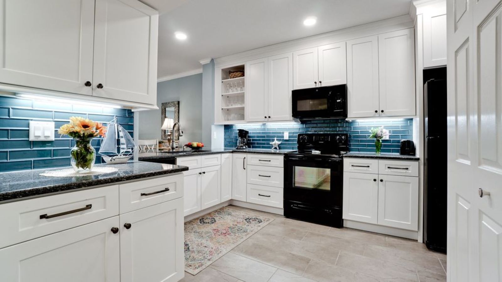 Shell Game | Photo 4