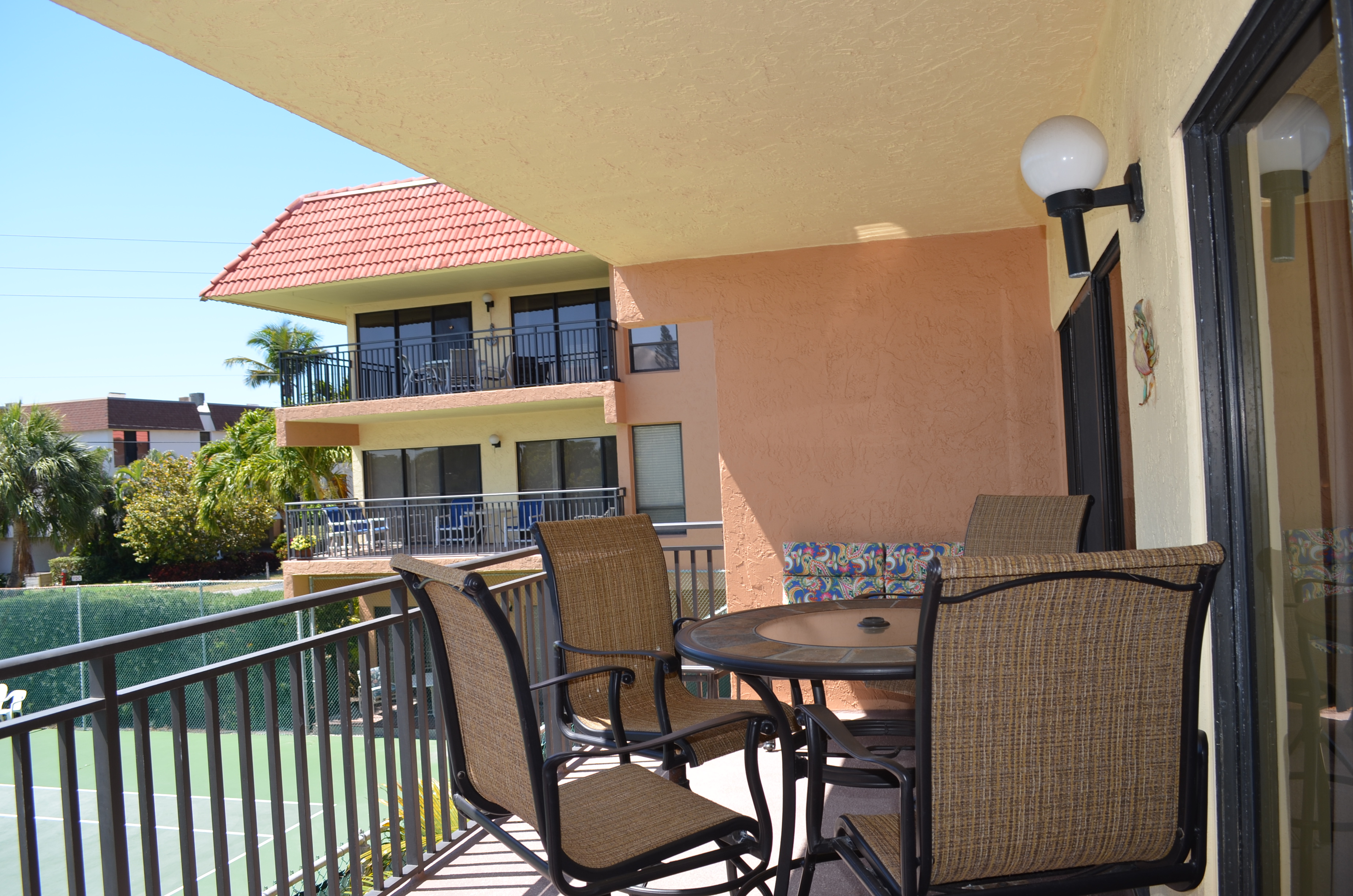 Buckeye Haven | Photo 37