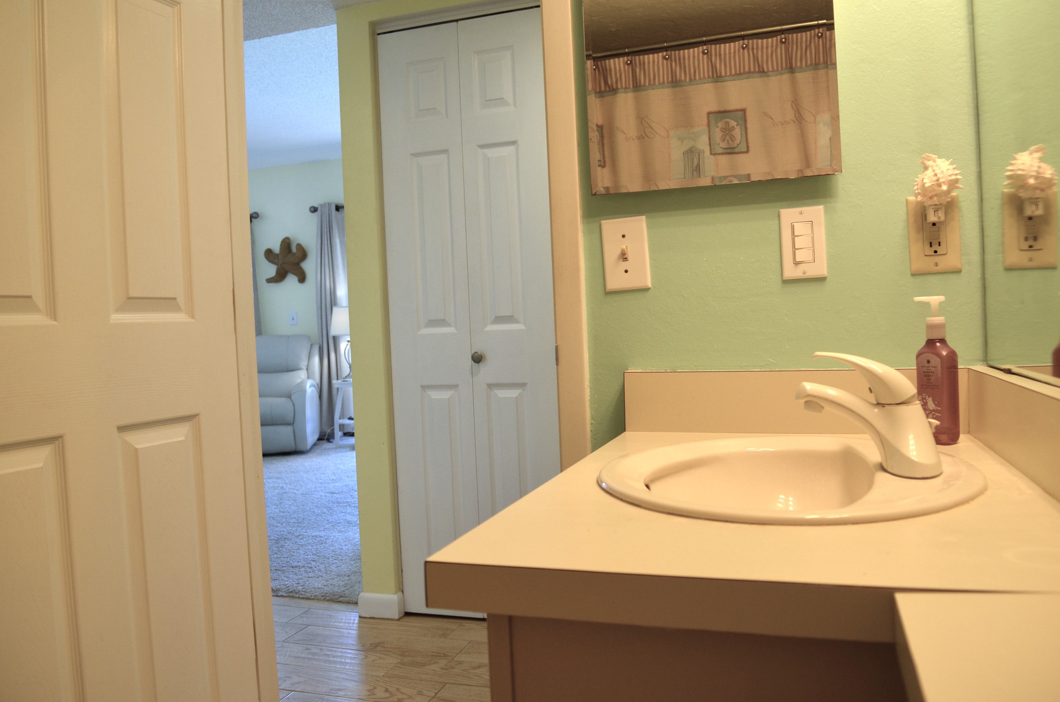 Buckeye Haven | Photo 23