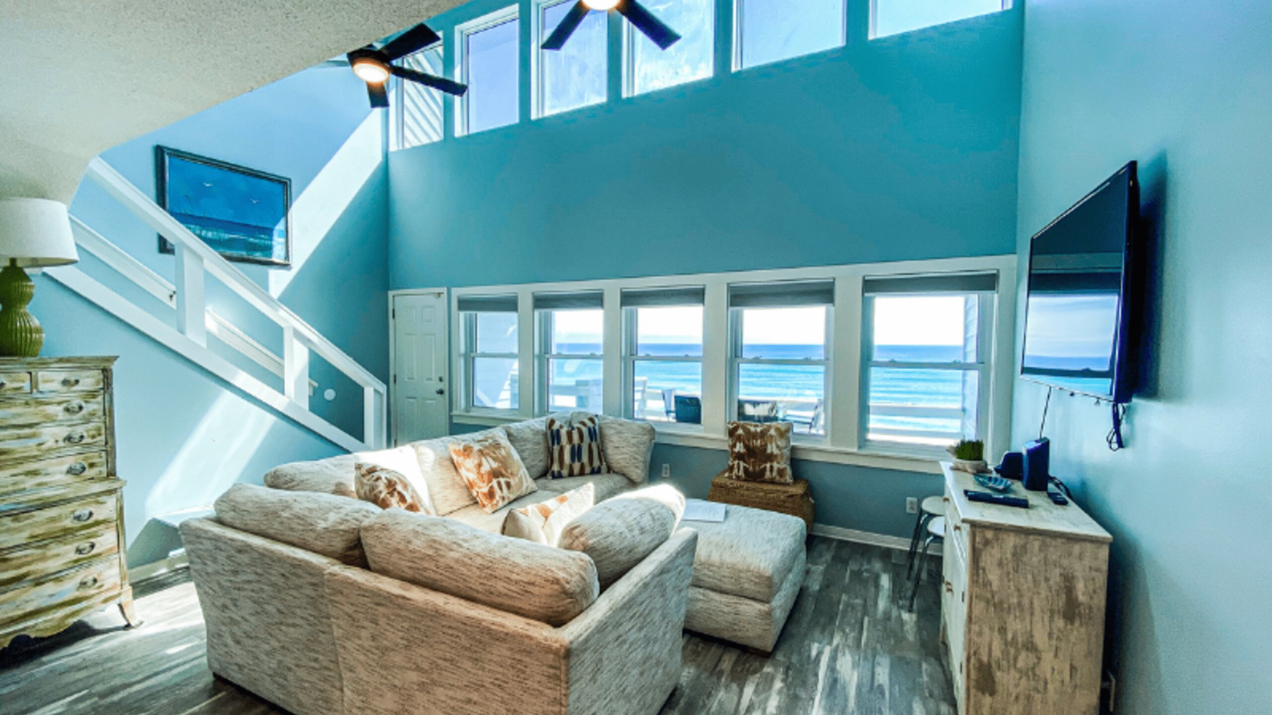 Seawinds 6 Sits on the Beach! | Photo 5