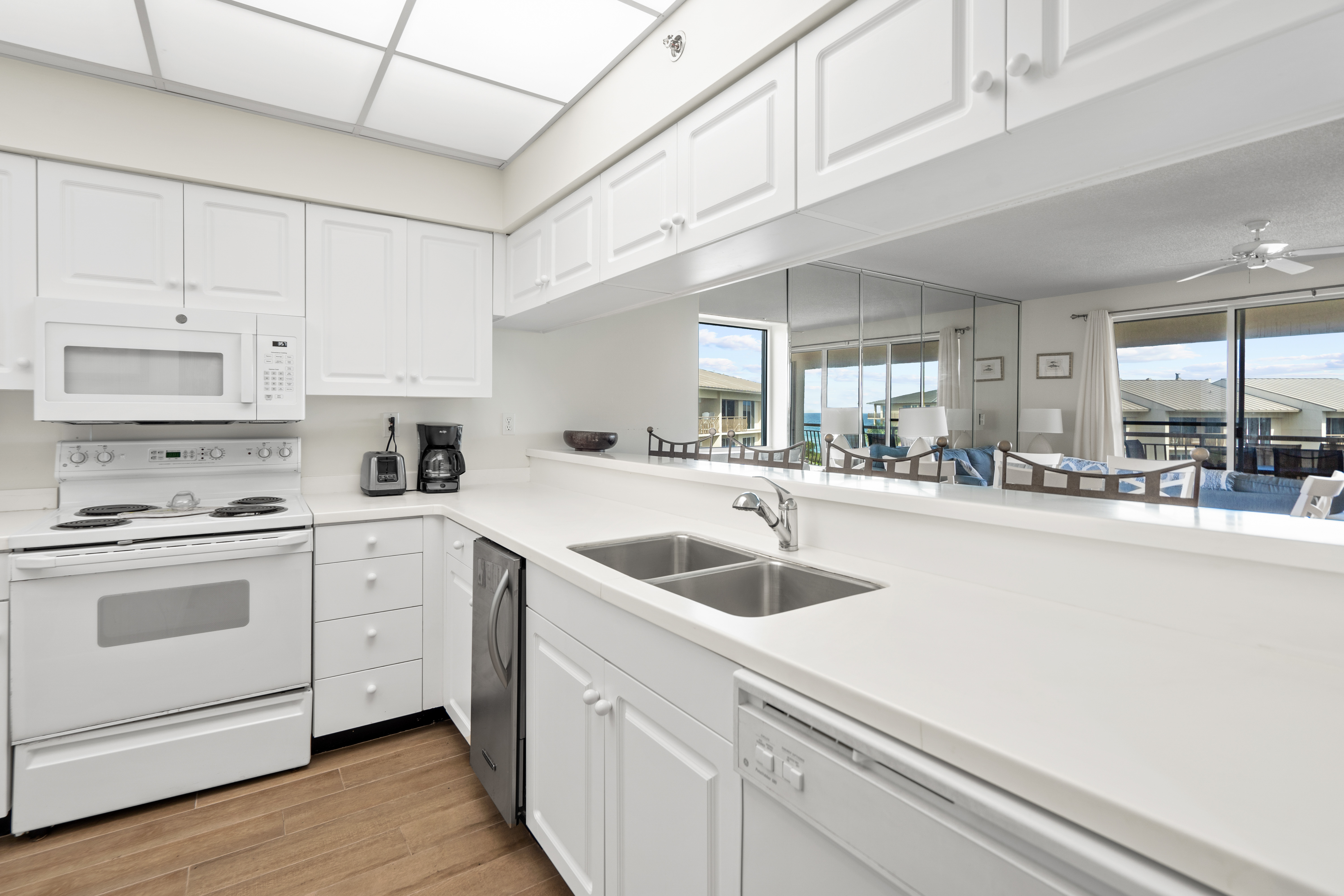 High Pointe 431 Gulf Views | Photo 4