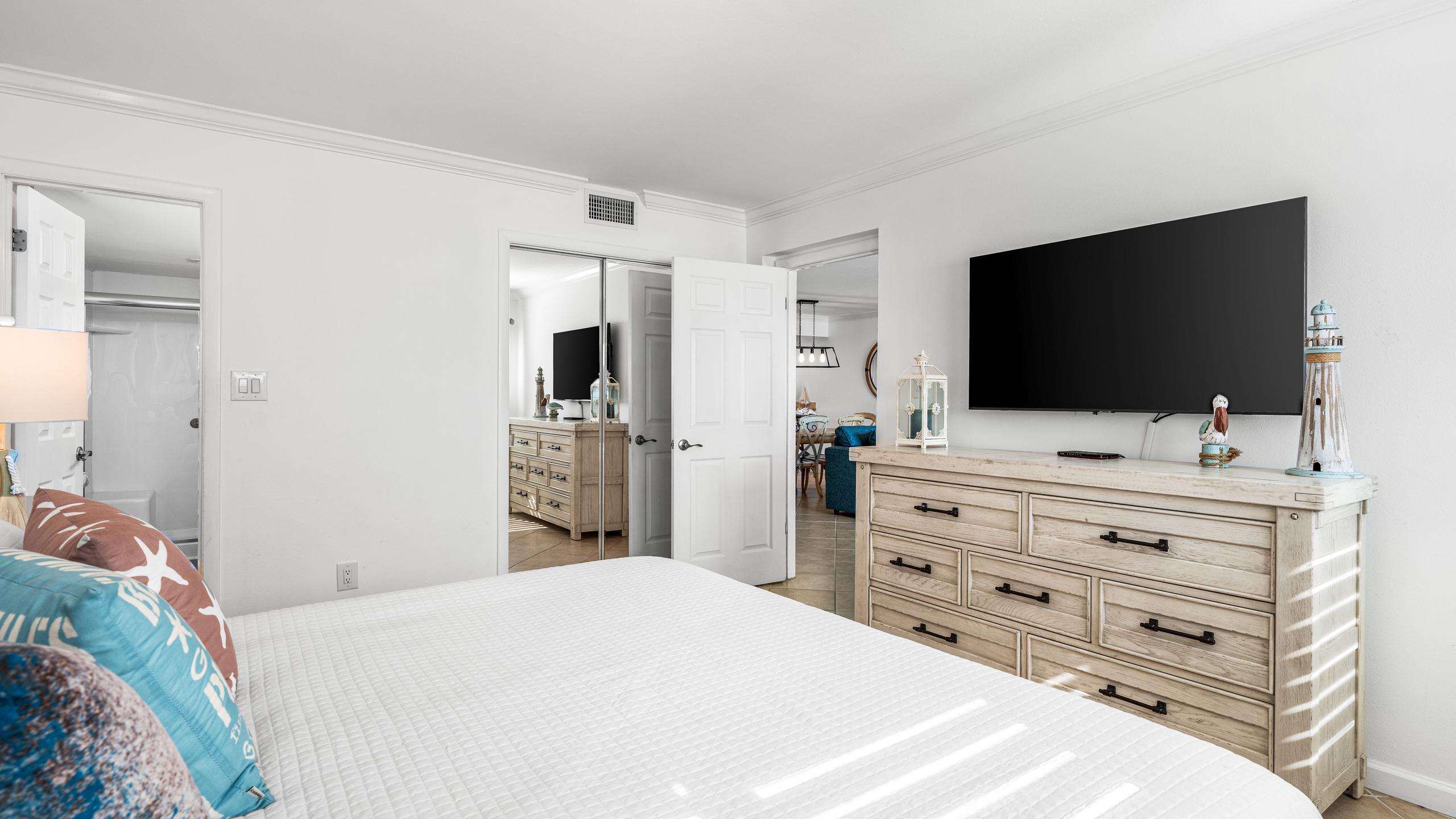 Beach House 103D-Beachfront | Photo 12