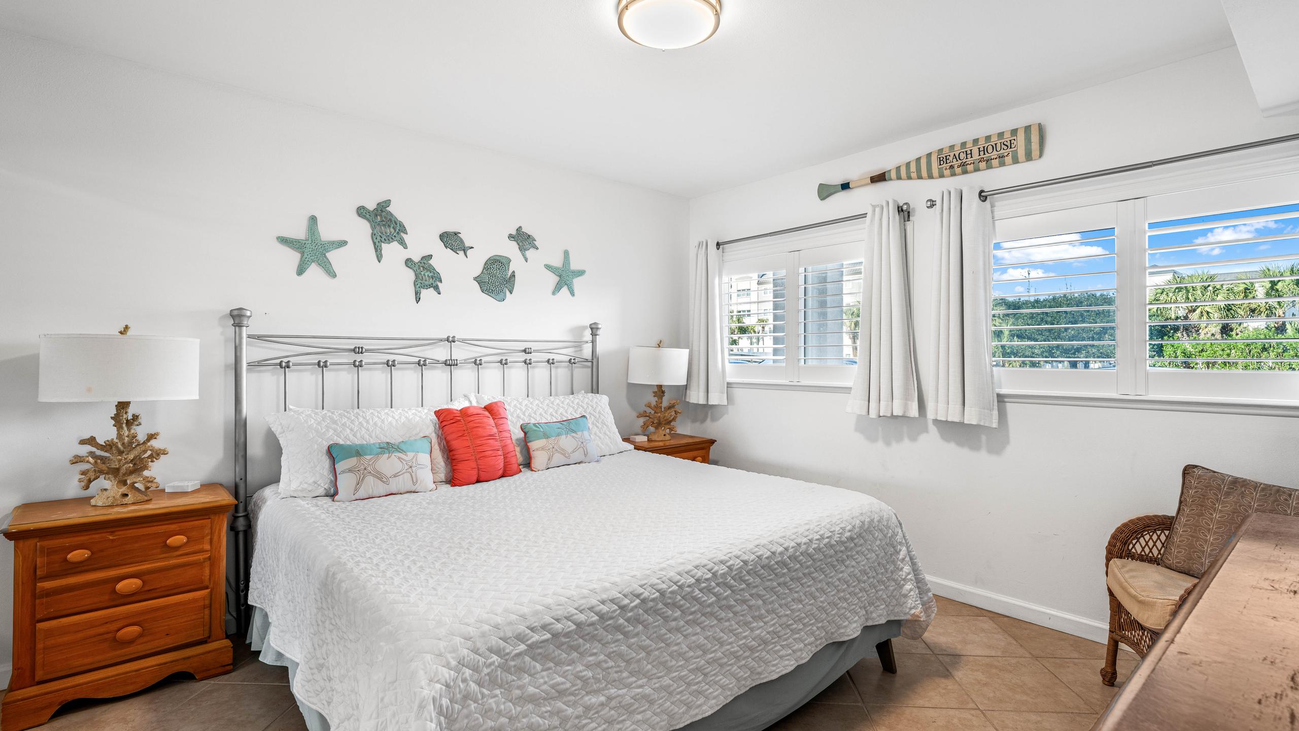 Beach House 103D-Beachfront | Photo 9