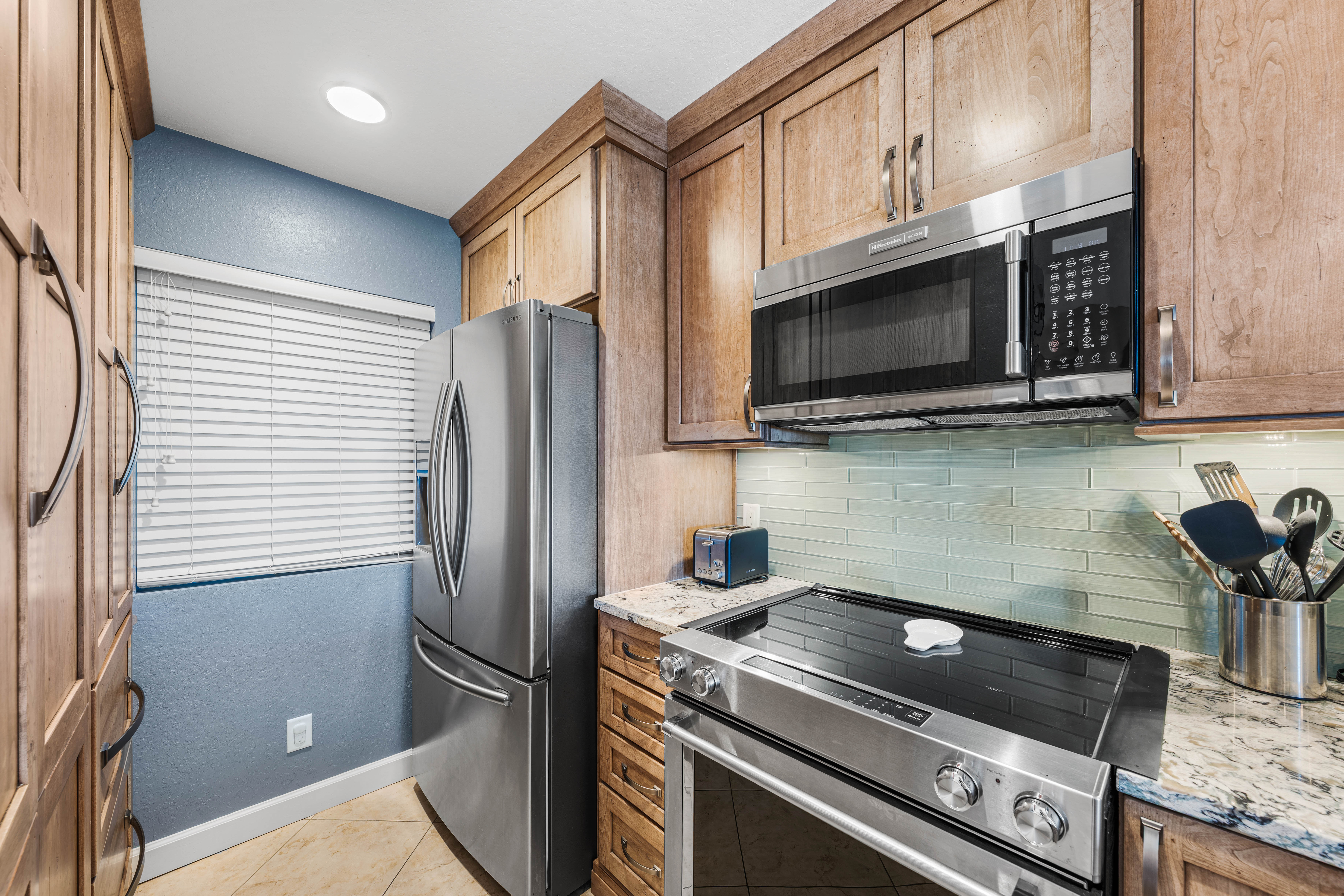 Beach Manor at Tops'l 803 | Photo 11