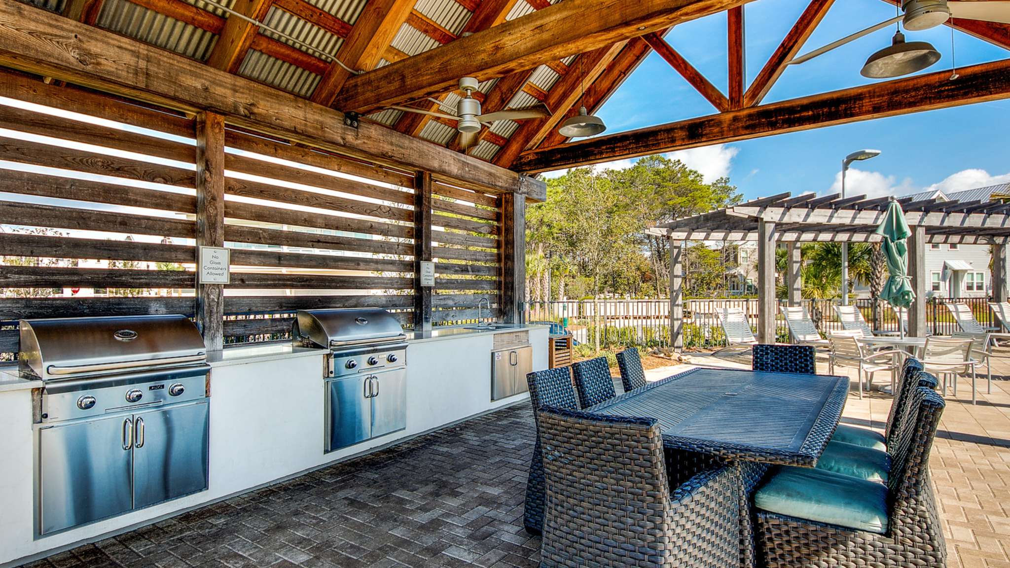 Prominence 14B | Photo 15