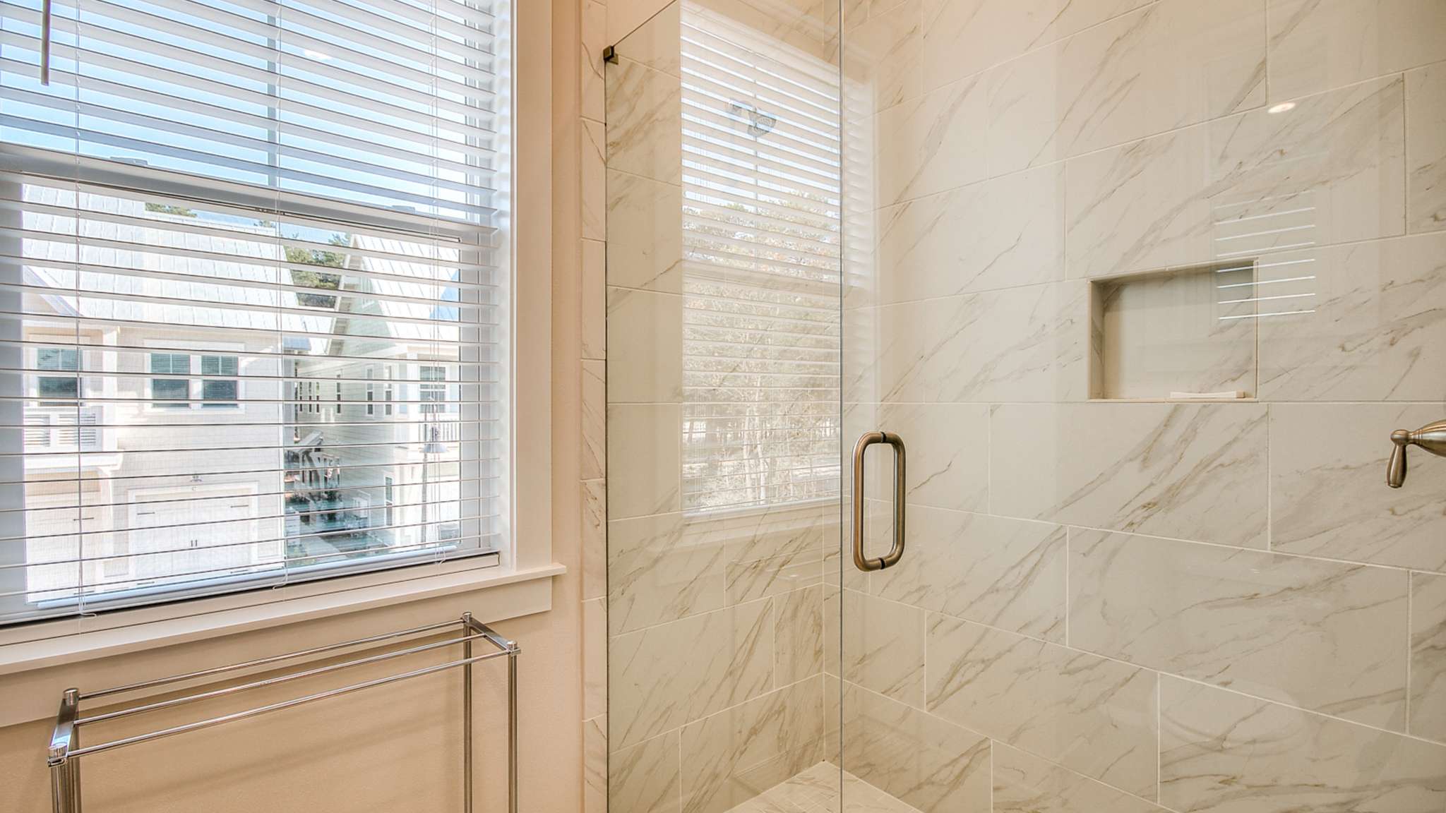 Prominence 14B | Photo 10