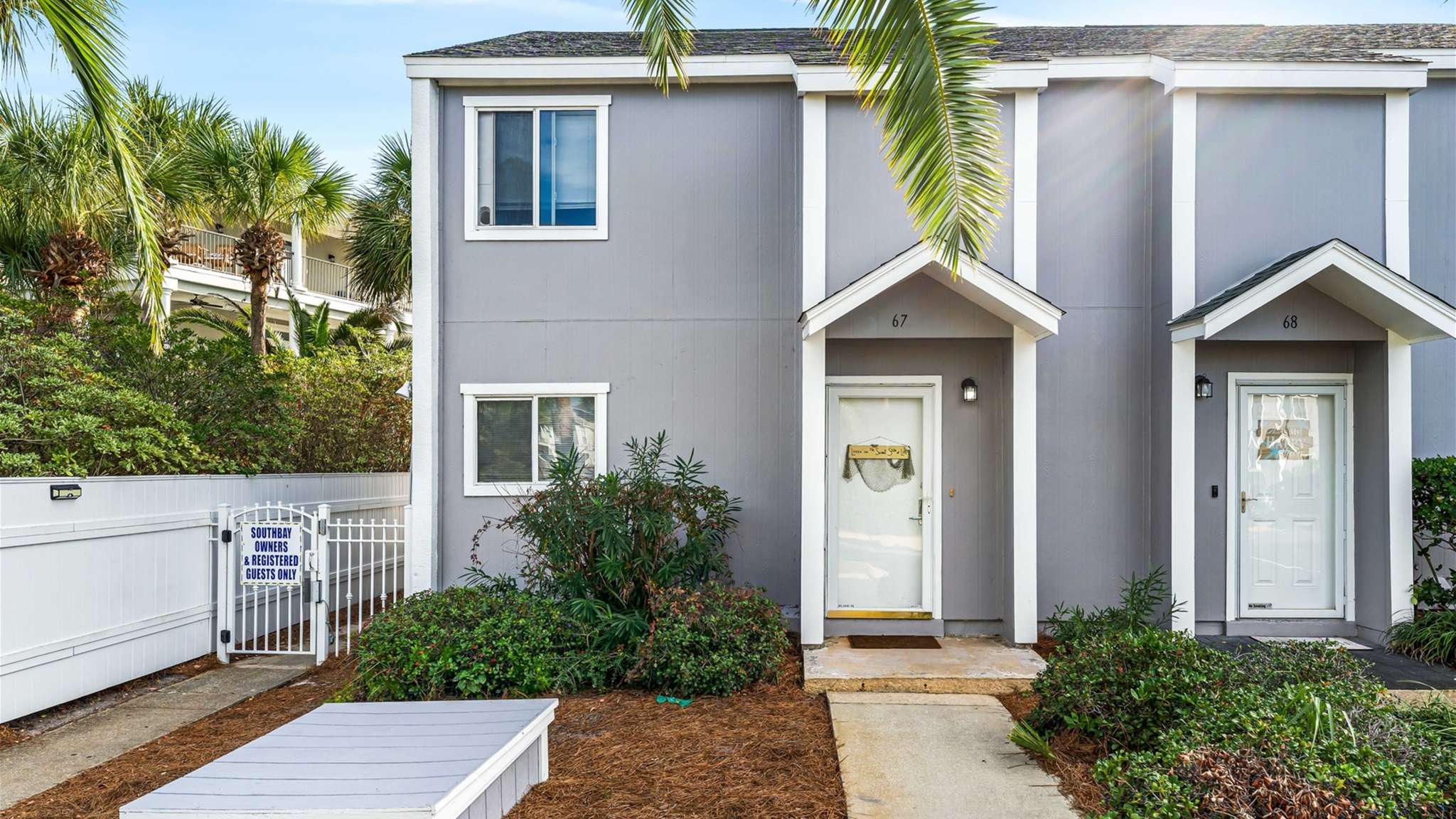 Shore Beats Work | Photo 2