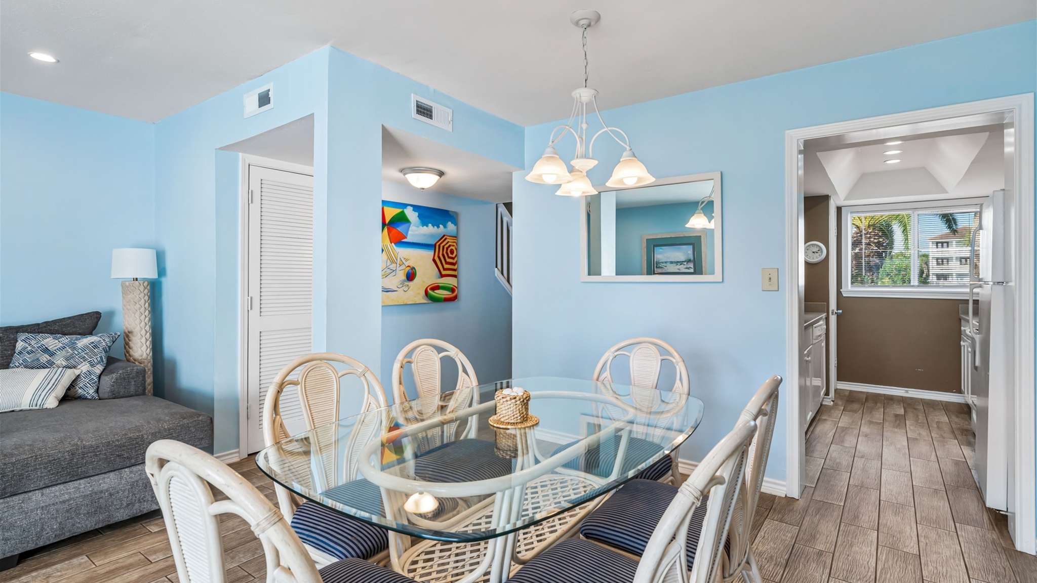 Shore Beats Work | Photo 7