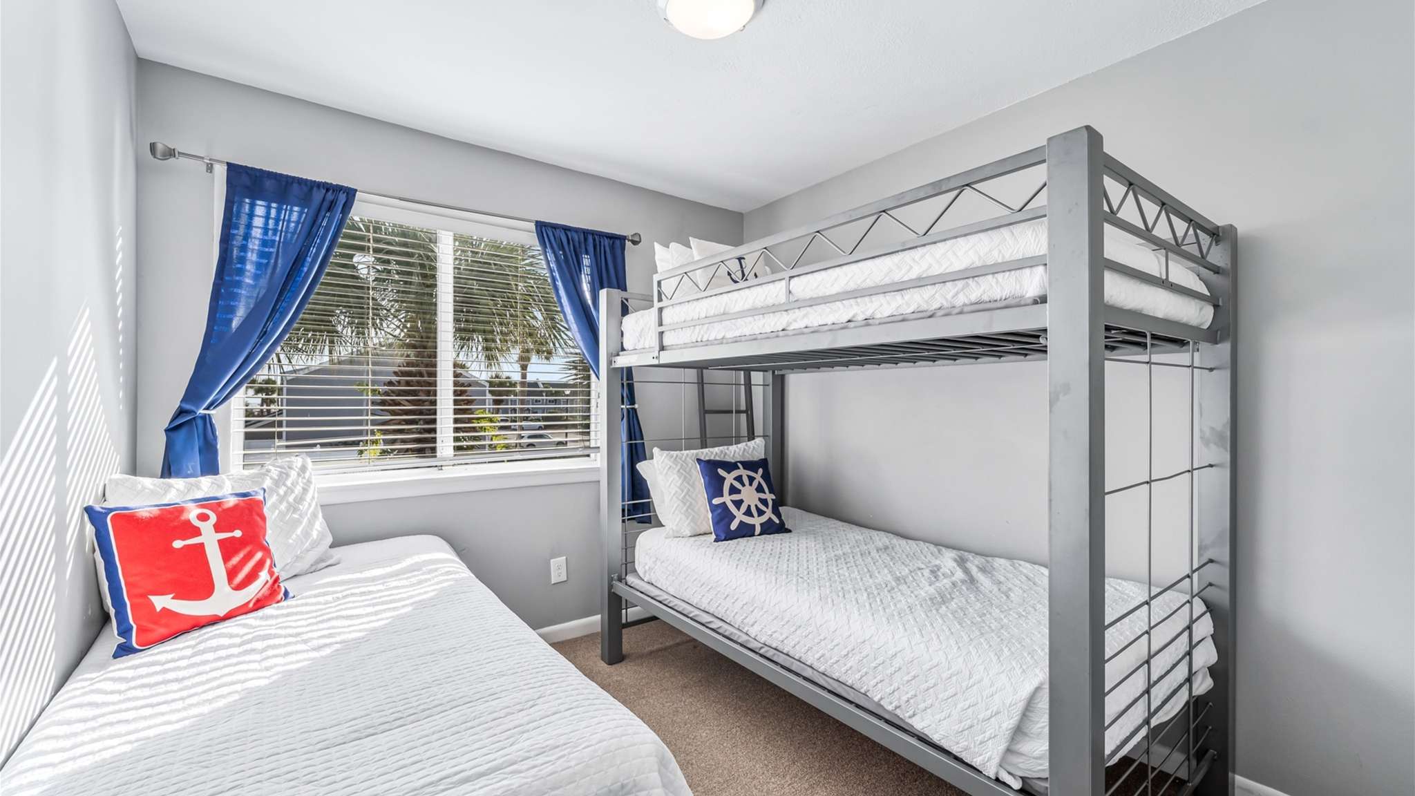 Shore Beats Work | Photo 23