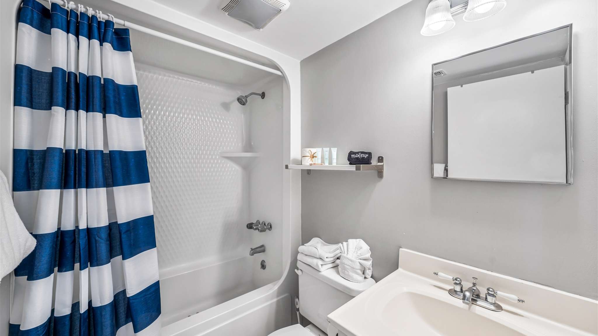 Shore Beats Work | Photo 19