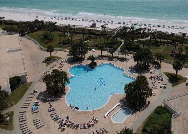 view from the balcony to the pool