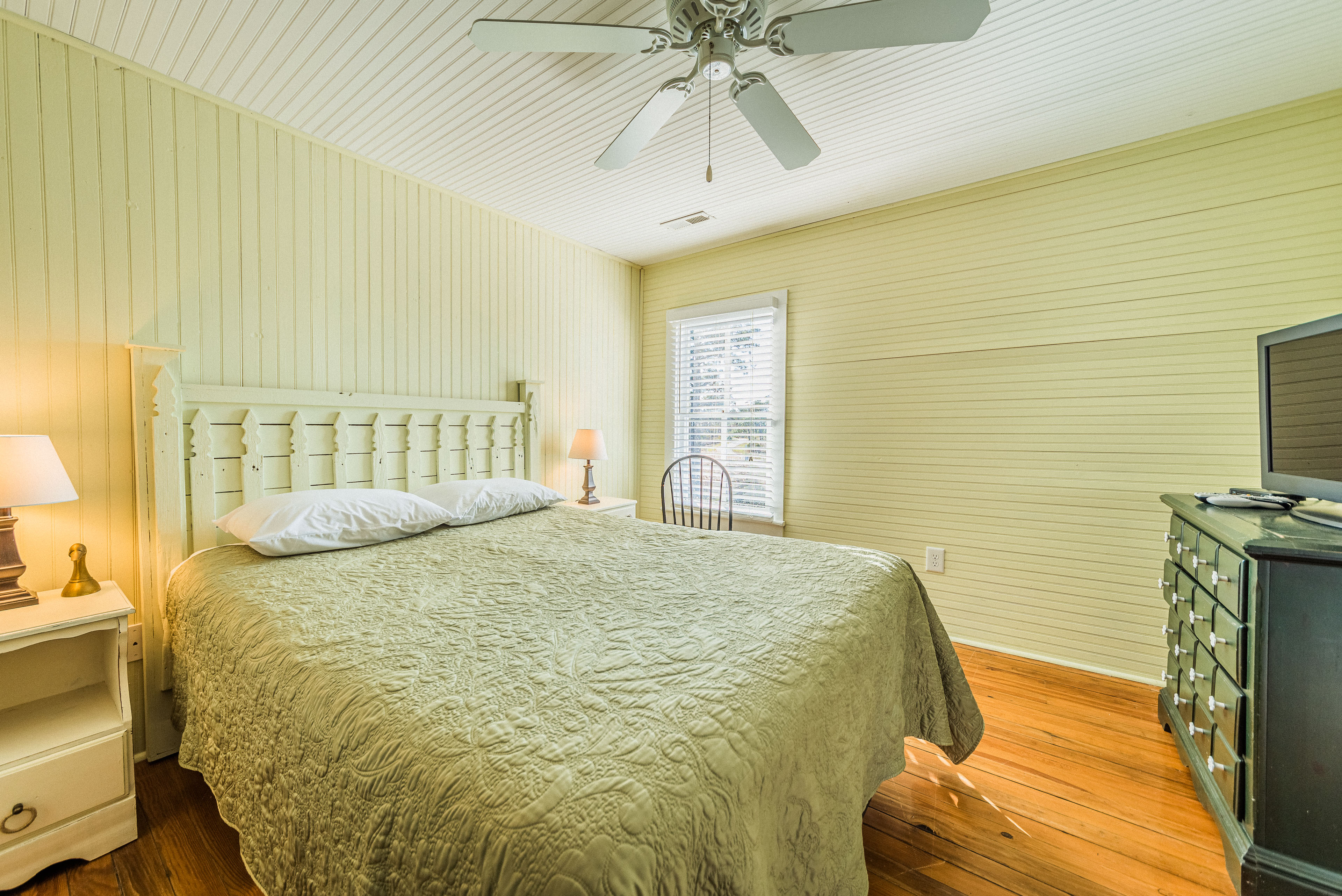 Sawyers Lodge Powells Point Rentals Outer Banks Rentals