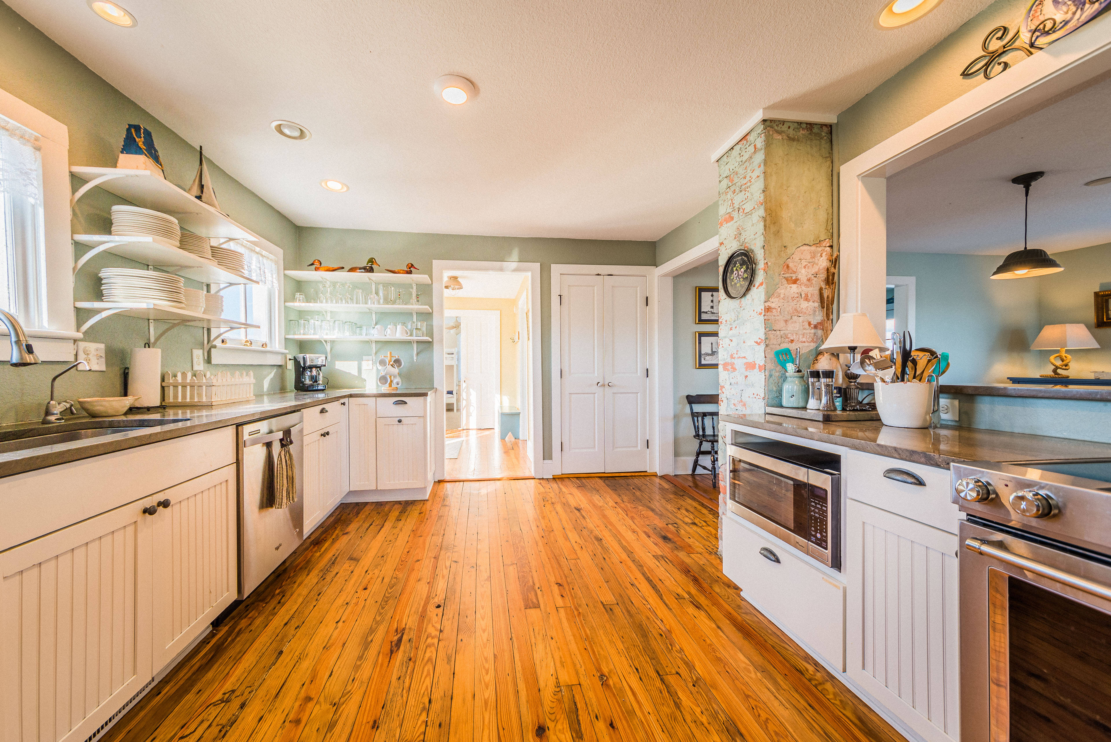 Sawyers Lodge Powells Point Rentals Outer Banks Rentals