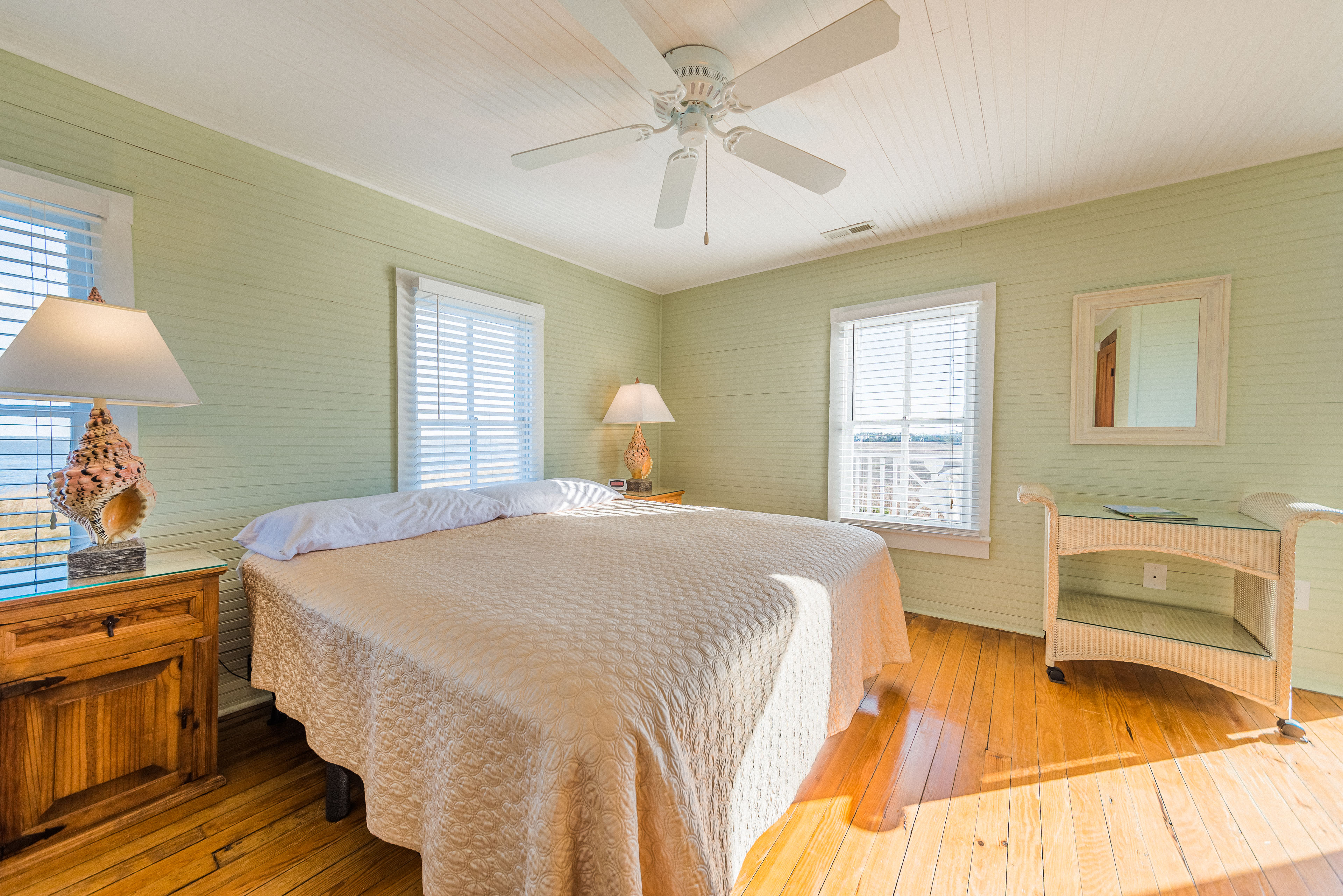 Sawyers Lodge Powells Point Rentals Outer Banks Rentals