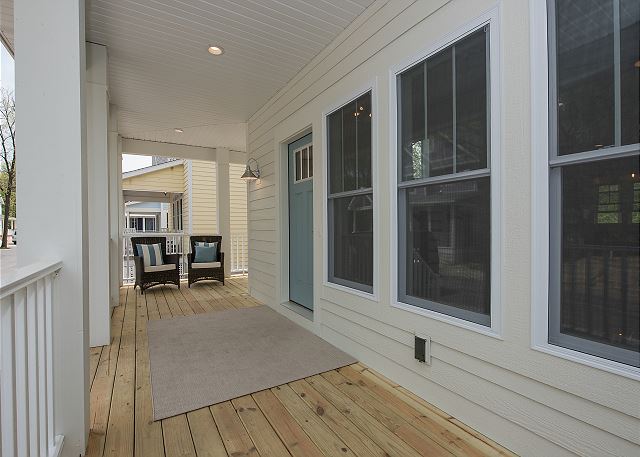 Outdoor Living | Front Porch