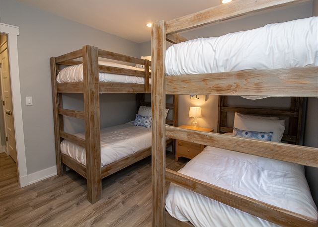 Basement twin bunk room sleeps 4