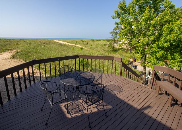 Raised deck with view of Lake Michigan Raised deck with view of Lake Michigan