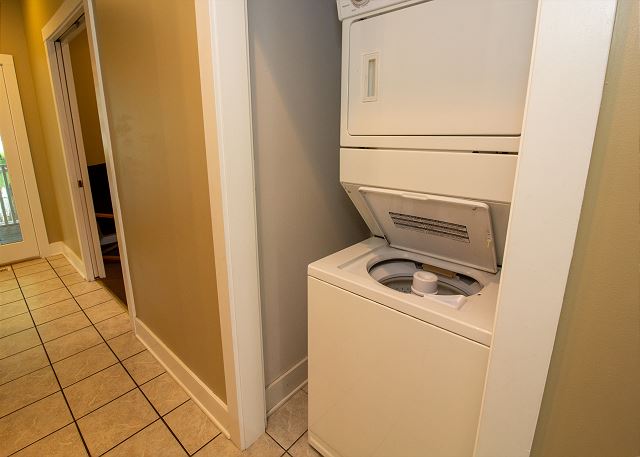 Mail level stacking washer/dryer Mail level stacking washer/dryer