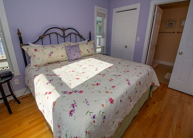 Main level queen bed with attached 3/4 bathroom Main level queen bed with attached 3/4 bathroom