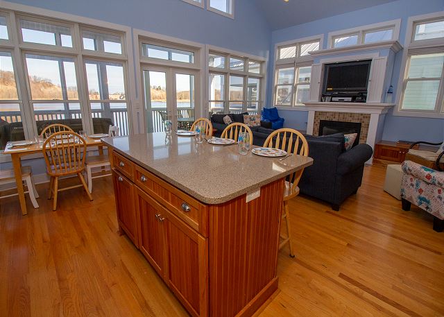 Main level full kitchen Main level full kitchen
