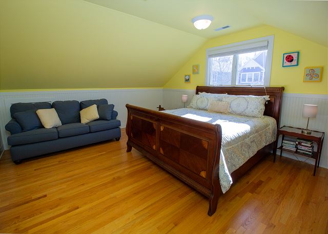 Second floor king bedroom Second floor king bedroom