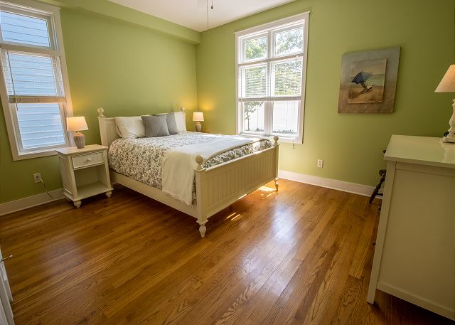 Main Level | Bedroom 1 | Queen with Attached Bath Main Level | Bedroom 1 | Queen with Attached Bath
