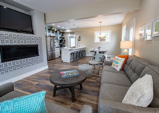 Main Level | Living Room Main Level | Living Room