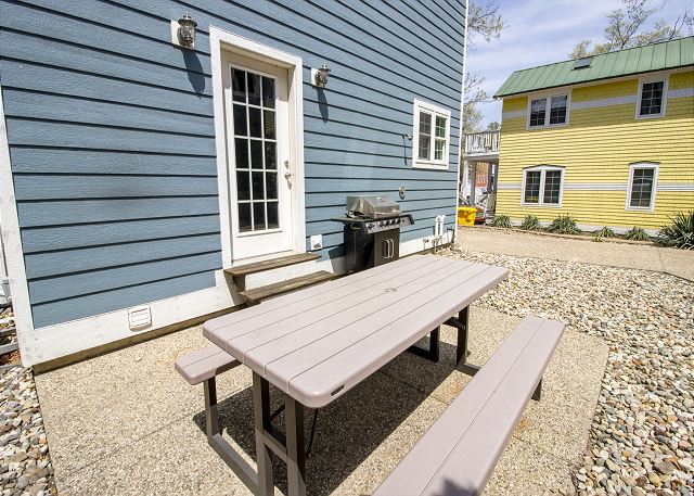 Back Patio with Grill Back Patio with Grill
