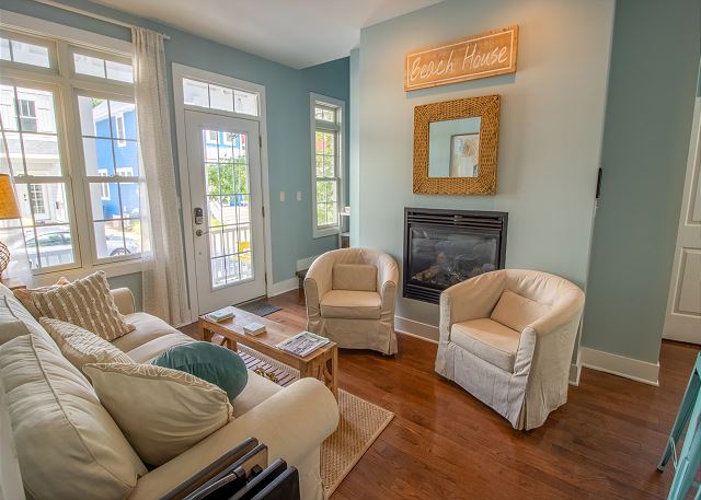 Main Level | Living Room Main Level | Living Room