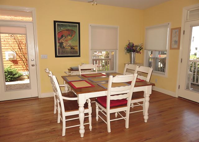 Dining Dining