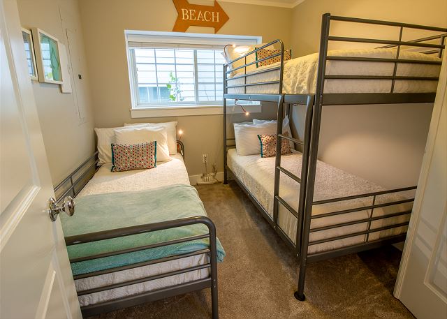Basement bedroom #3 - twin and twin bunk bed