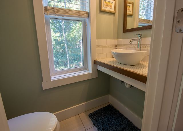 Main Level | Powder Room Main Level | Powder Room