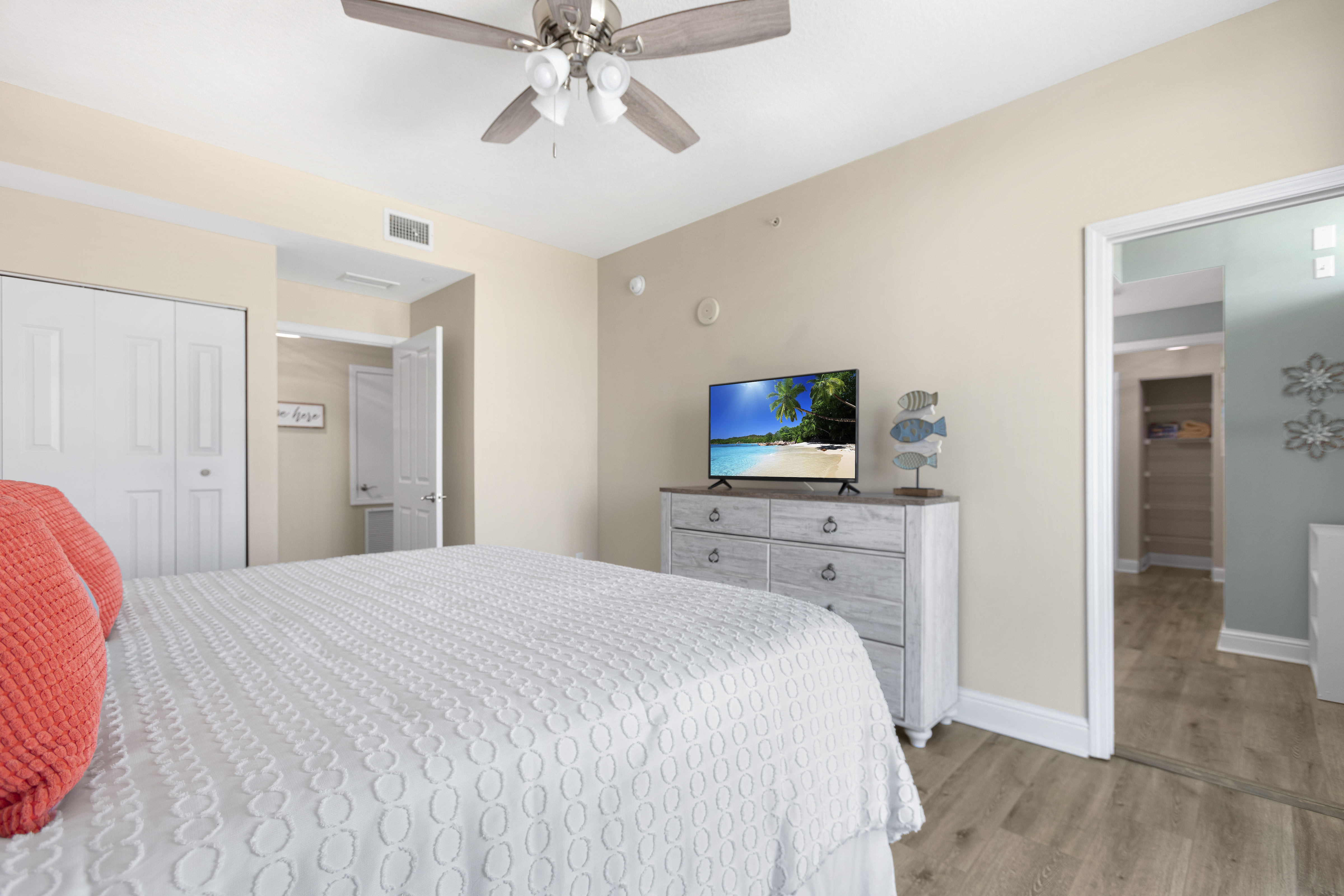 Aqua 1411 | Photo 24