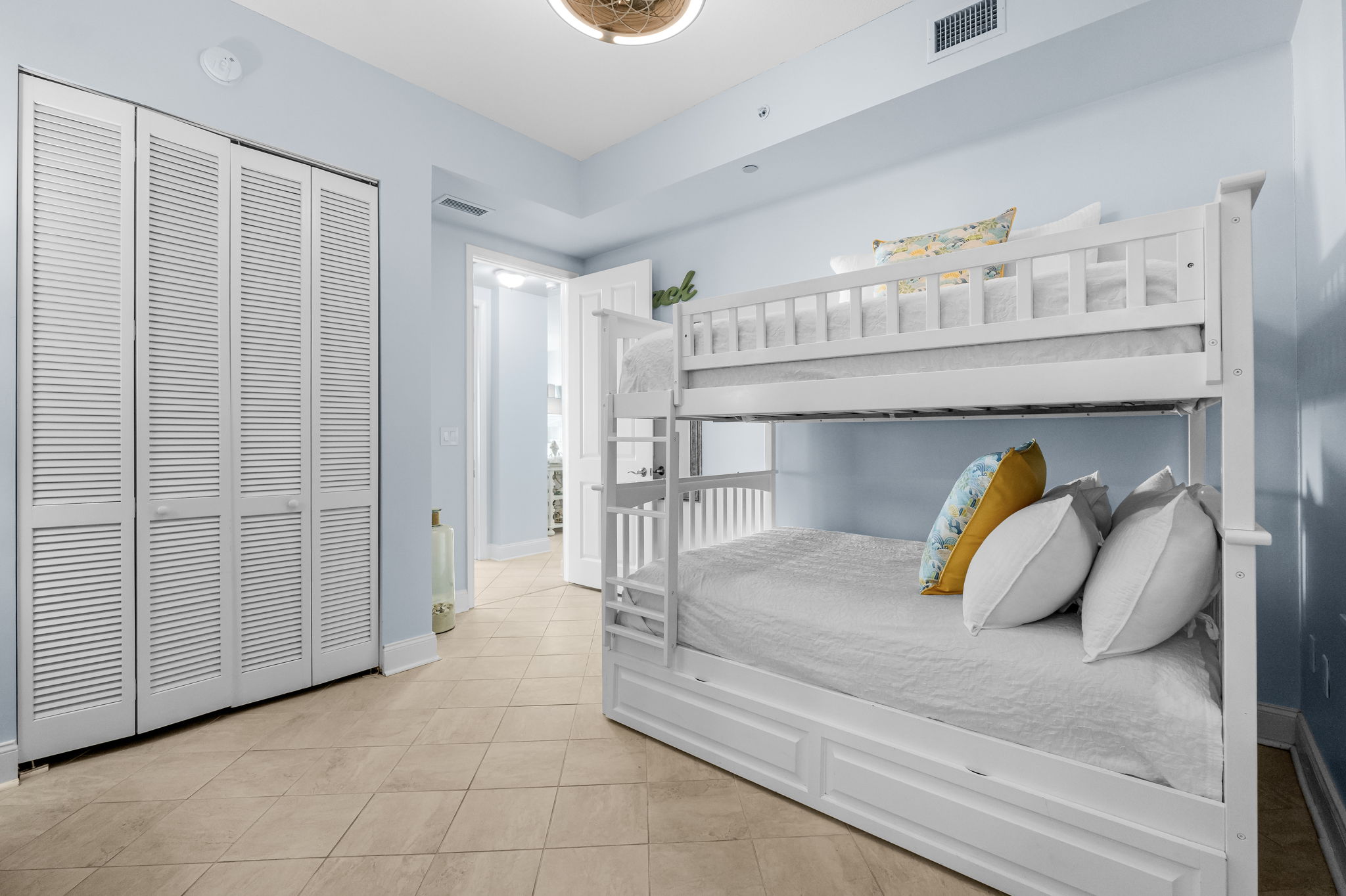 Aqua 2303 | Photo 29