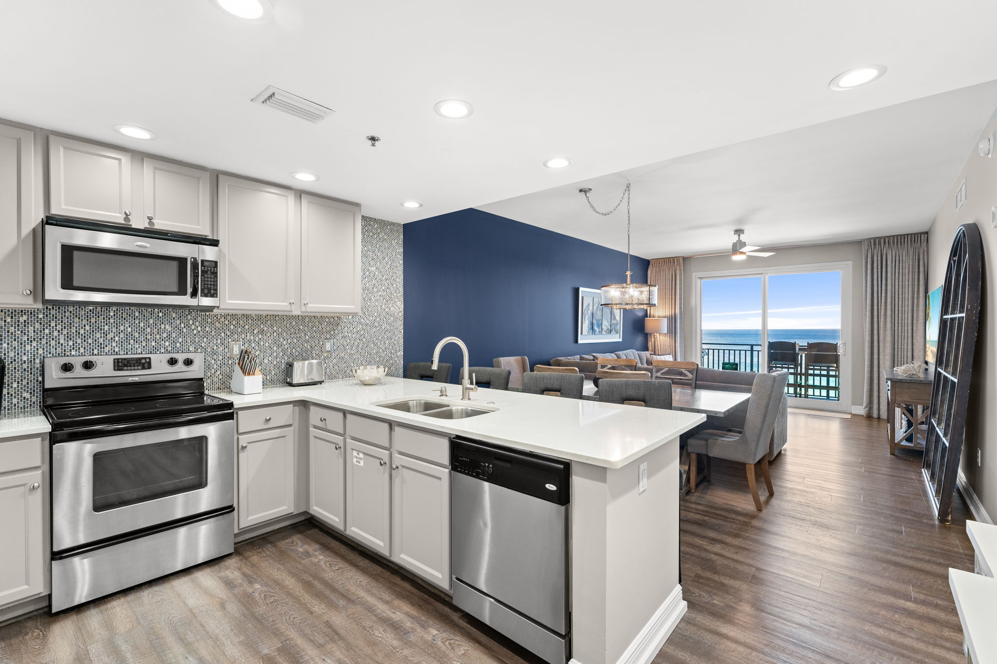 Sterling Breeze 1002 | Photo 17