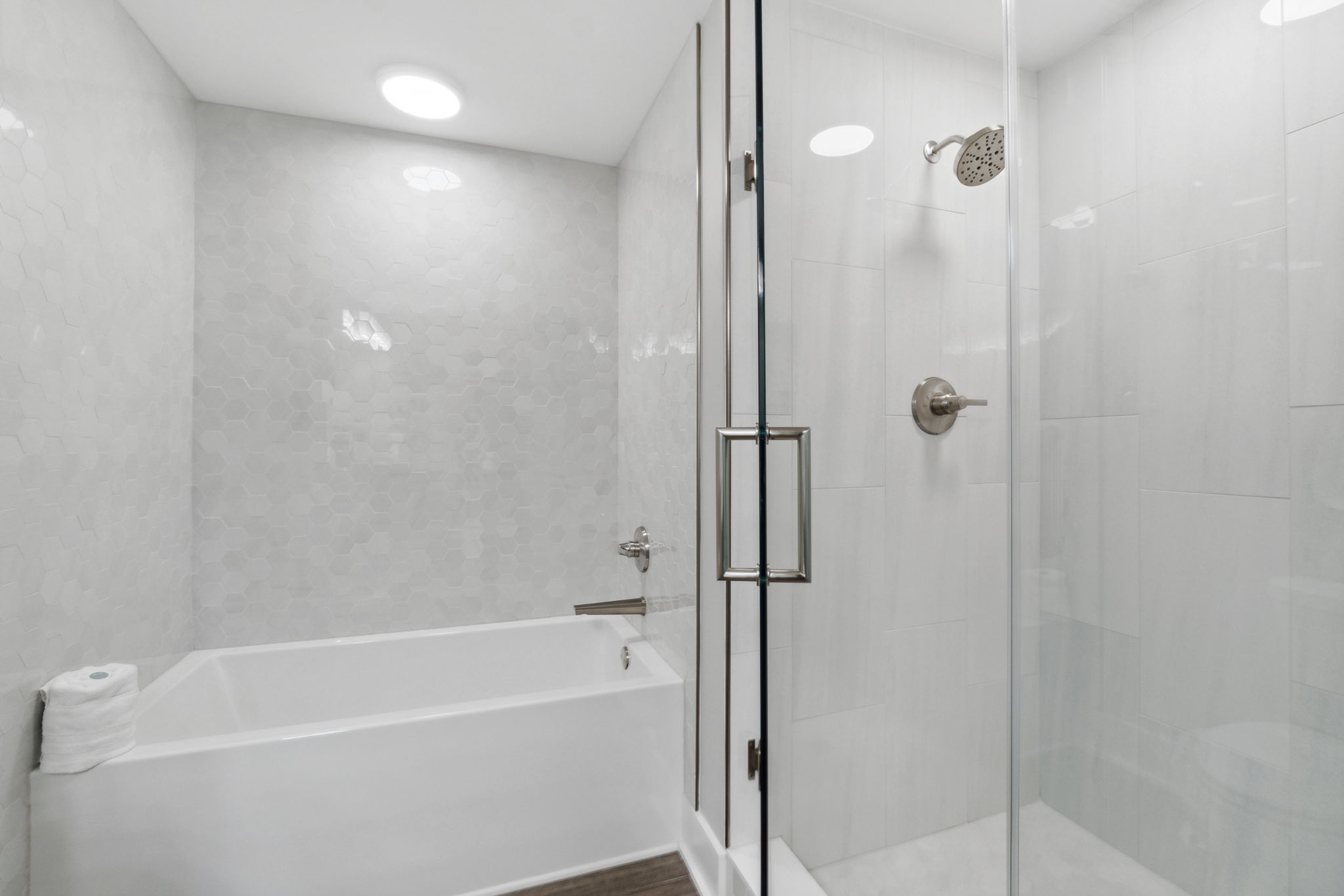 Aqua 1102 | Photo 18